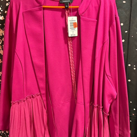 Torrid Fuchsia Ruffle Hem Open-Front Jacket -size 4 - Picture 4 of 5